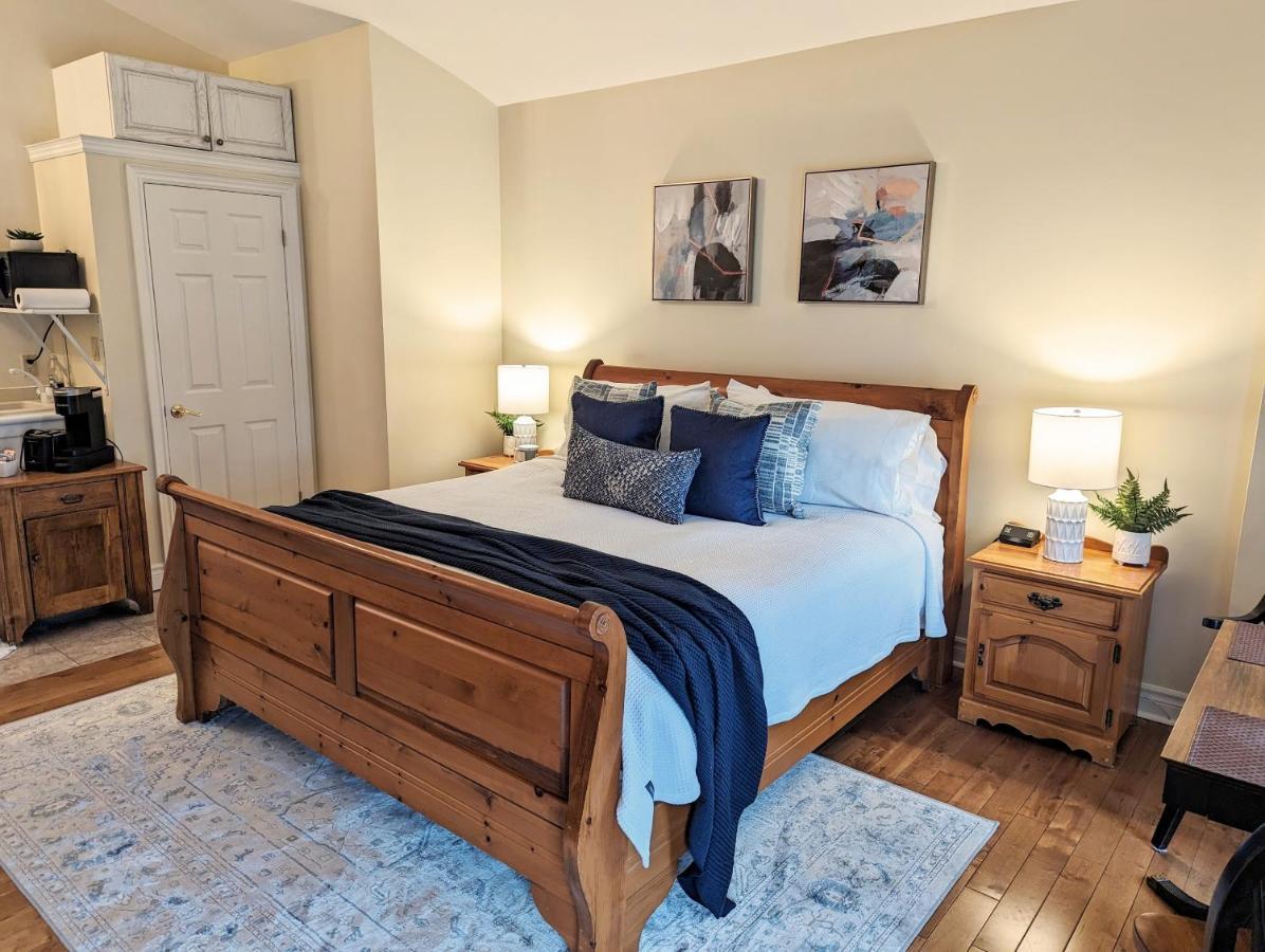 Suites On King Niagara-on-the-Lake Esterno foto