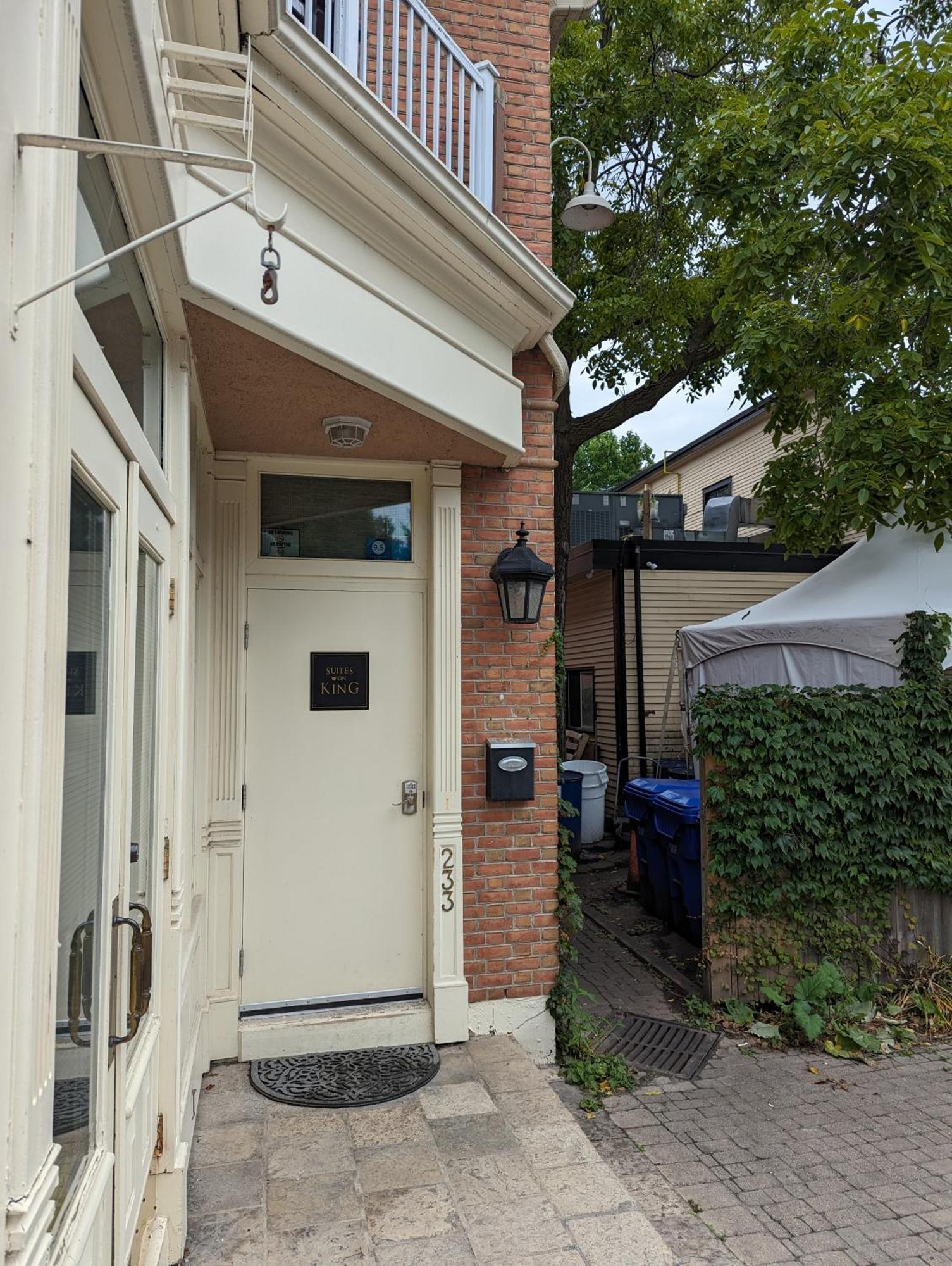 Suites On King Niagara-on-the-Lake Esterno foto